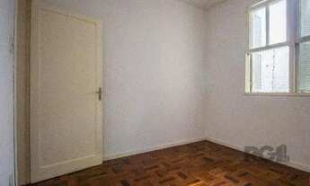 Imagem 5: Apartamento amplo e bem localizado de 2 dormitórios+dependência