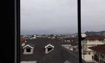 Imagem 2: Alugo ANUAL Apto. 4° Andar no IRIRIÚ