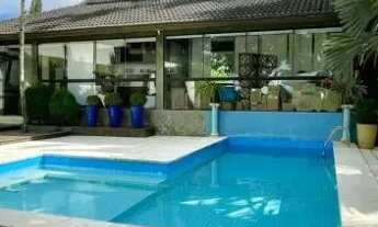 Imagem 3: Ampla casa 4 suítes APENAS 500m da Praça do Congresso centro de criciúma ACEITA PERMUTA