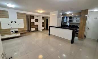 Imagem: Alugo Apto com Projetados No Calhau Cond