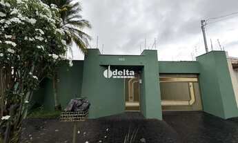 Imagem: Casa com 3 quartos sendo 1 suítes disponível