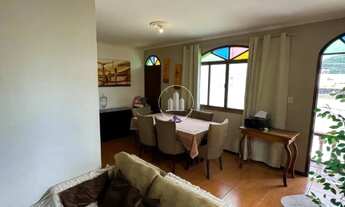 Imagem 2: Casa com 3 quartos e lojas comerciais no Kobrasol - CEN