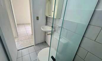 Imagem 4: ALUGUEL - Apartamento TERREO com 2 Quartos Cond. Carapina B3