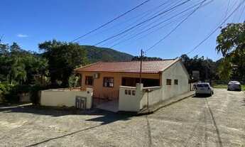 Imagem 3: Casa em Sambaqui