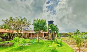 Imagem 2: Sítio à venda no Aquiraz Patacas - 3000m2 - Energia solar - 3 suítes Porteira fechada