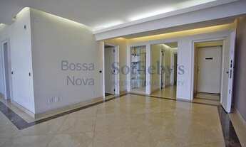 Imagem 5: Apartamento frontal em prédio clássico