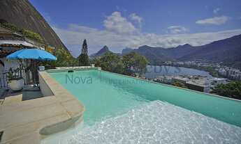 Imagem: Casa com vista panorâmica na parte alta