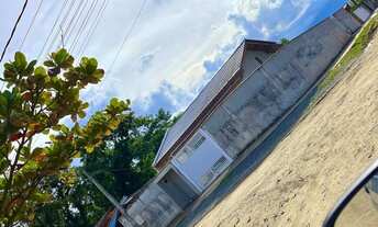 Imagem: Vendo 2 casas em terreno de esquina!