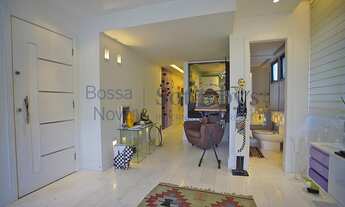 Imagem 7: Apartamento com vista para a Lagoa em prédio com infraestrutura