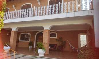 Imagem: Casa no condomínio Portella