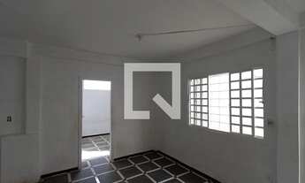 Imagem 2: Casa para Aluguel - Glória, 2 Quartos, 60 m2