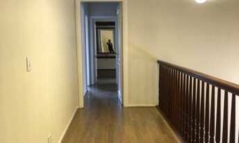 Imagem 6: Casa belíssima para locação no Residencial Alphaville 1