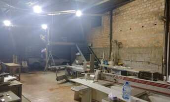 Imagem 2: GALPÃO Galpão / depósito com venda por R$400.000