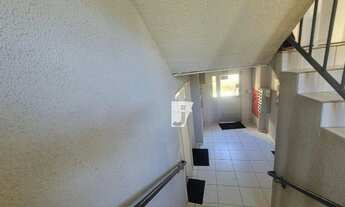 Imagem 2: Apartamento com 2 dormitórios à venda, 49 m² por R$ 135.000,00 - Santa Cândida - Curitiba