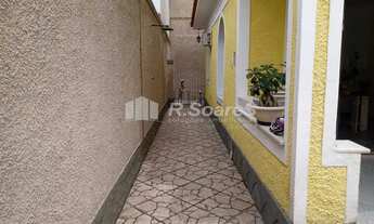 Imagem 2: Casa Triplex com 3 quartos em Todos os Santos. Rua Guarabira