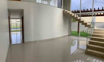 Imagem 6: Sobrado com 342m² com 3 suítes no Condomínio do Lago - Goiânia - GO