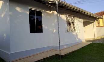 Imagem 2: Ótima casa no bairro Água Verde, 3 dormitórios, sala de estar e jantar, cozinha, amplo esp