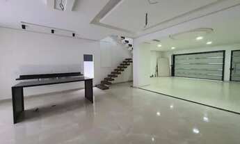 Imagem 4: Duplex a venda com 320 metros quadrados com 3 suítes, piscina, 2 salas, espaço amplo. belí