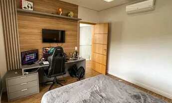 Imagem 7: Casa de condomínio para venda tem 580 metros quadrados com 4 quartos