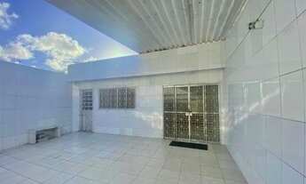 Imagem: VENDE-SE CASA COM GARAGEM