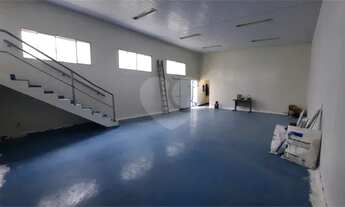 Imagem 4: Excelente barracão à venda no centro da cidade com 968m² de terreno e 638m² de construção