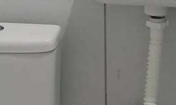 Imagem 3: Quarto com banheiro , kitnet