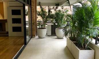 Imagem 7: Apartamento para aluguel possui 285 metros quadrados com 5 quartos em Chácara Itaim - São