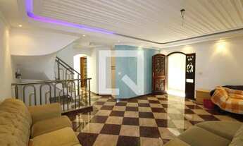 Imagem 2: Casa para Aluguel - Vila Antonieta, 4 Quartos, 230 m2