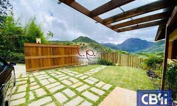 Imagem 5: Ótima Casa Linear com Excelente Localização em Itaipava, 3 Suítes, Vista Deslumbrante e Fá