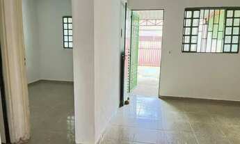 Imagem 3: Casa para alugar com vaga para 02 carros e quintal na Anhanguera B