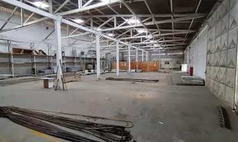 Imagem 7: Aluga - se Galpão Armazém na Avenida João Durval Carneiro