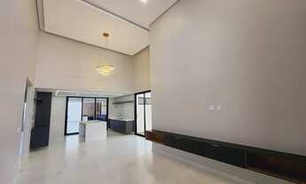 Imagem 6: Cabv - 4 Suítes - Churrasq - Piscina - Armários - Lote 576 m² - Fotovotaica<br><b