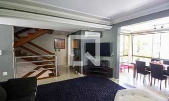 Imagem 2: Casa para Aluguel - Morro do Espelho, 3 Quartos, 330 m2