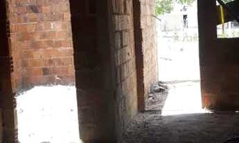 Imagem 3: Lote com casa iniciada em Aquiraz