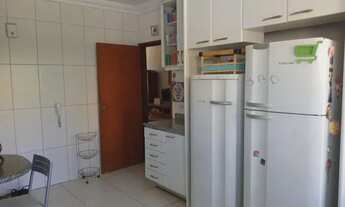 Imagem 4: Casa para venda tem 60 metros quadrados com 2 quartos em Centro - Biritiba-Mirim - SP