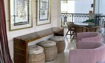 Imagem 5: Apartamento de Alto Padrão com 4 suítes, 3 salas, 6 vagas de garagens