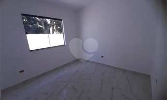 Imagem 6: Sobrado Novo 3 dormitórios, sendo uma suíte com 2 vagas de garagem no Bosque da Saúde