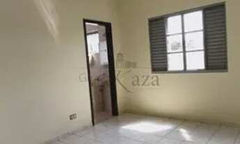 Imagem 6: Casa para aluguel tem 100 metros quadrados com 3 quartos