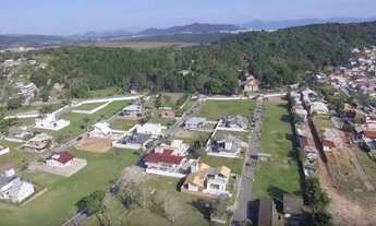 Imagem: Terreno no condomínio Green Hills 4 com