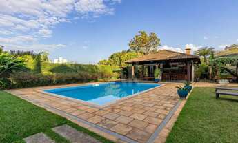 Imagem: Casa para aluguel, 7 quartos, 2 suítes