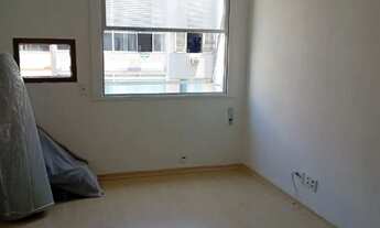 Imagem: SEM IGUAL! Conjugado silencioso em rua sem