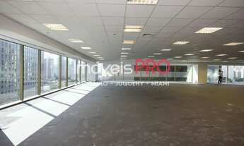 Imagem 3: Laje corporativa com 820m² de área útil amplo e sofisticado com vista para a JK