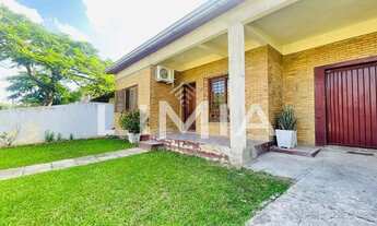 Imagem: Casa em PORTO ALEGRE - RS