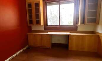 Imagem 5: Alto Padrão no Bela Vista: 4 Dorms, Vista Rio, Lareira e 3 Vagas no Ed. Vercelli