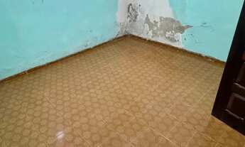 Imagem 7: Casa Sobrado para venda, dispõe de 04 quartos, 02 Kit-Nets com 03 compart, e 02 vagas de g