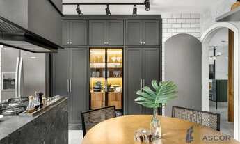 Imagem: Apartamento reformado de alto padrão à