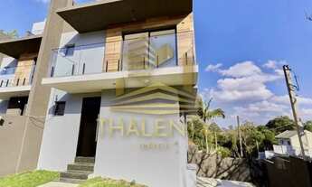 Imagem 2: Sobrado Tríplex alto padrão de esquina próximo ao Colégio Marista, Festval, bancos e comér