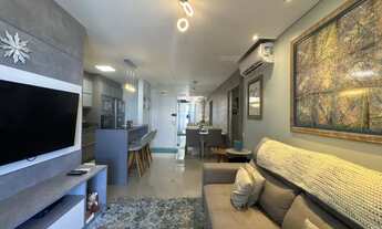 Imagem 2: Lindo Apartamento de 78m² com Vista Panorâmica da Beira Mar de São José