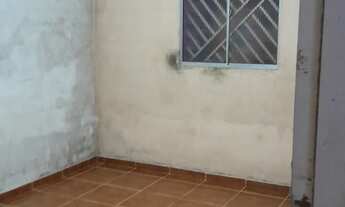 Imagem 7: Casa bem localiza na Guanabara, com dois quartos, cozinha,área de lavagem, quintal