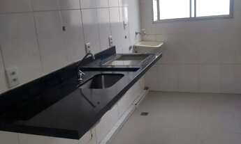 Imagem 7: Alugo Apartamento 2/4, 2 andar, Piscina em Abrantes